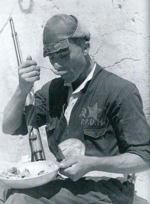 Repas sur le front